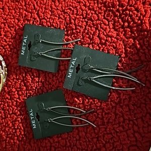 BOGO50 Metal earrings